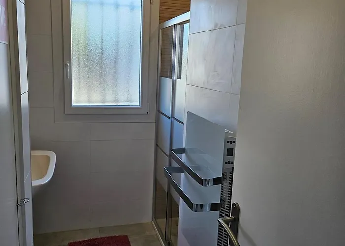 La Jonquiere Hyper Centre Les Mathes