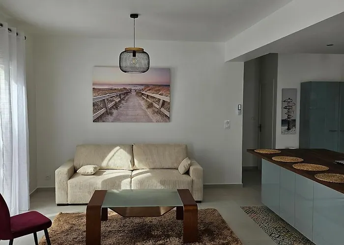 La Jonquiere Hyper Centre *