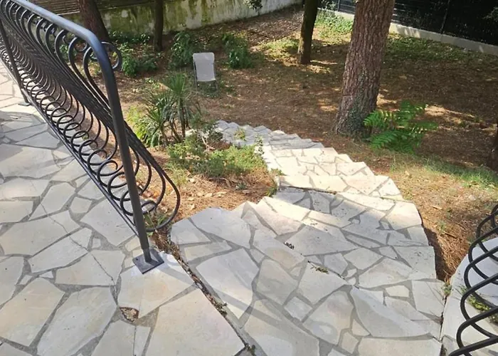 La Jonquiere Hyper Centre *